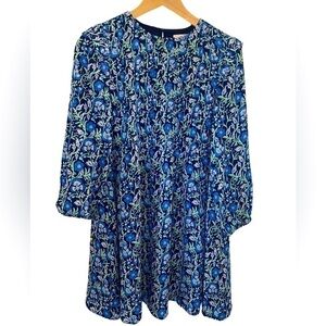 Vineyard Vines long sleeve swing dress in xxs.